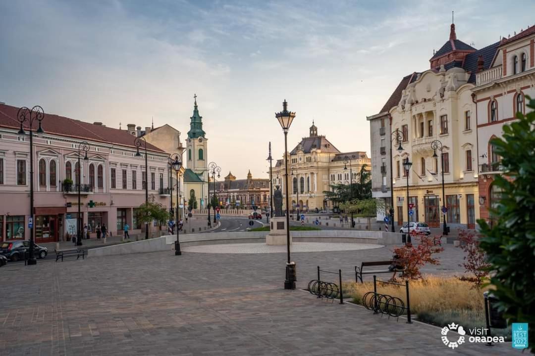 Clasic Apartment Nufarul Oradea Extérieur photo